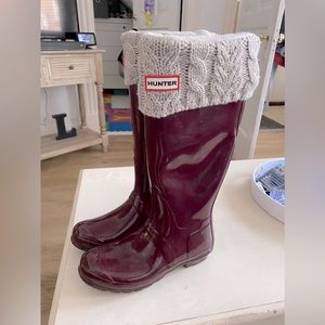 Women's Tall Back Adjustable Rain Boots GLOSSY Burgundy color